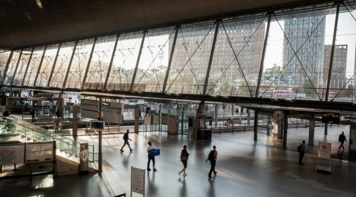 Choosing the Right Airport Transfer Service