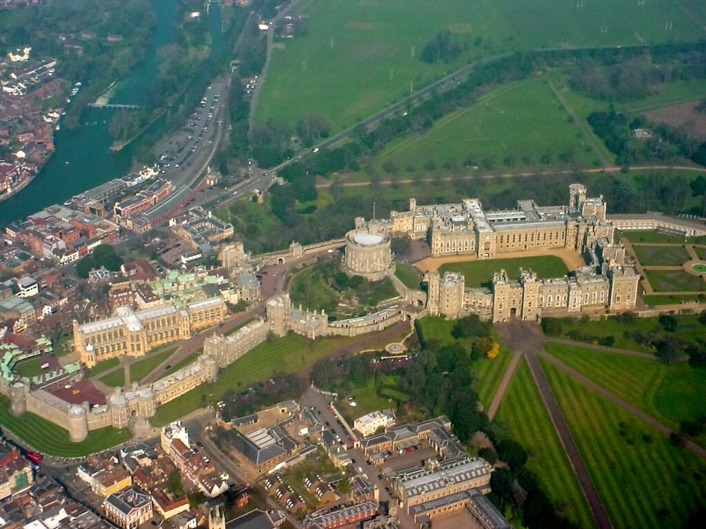 Heathrow to Windsor airport transfer