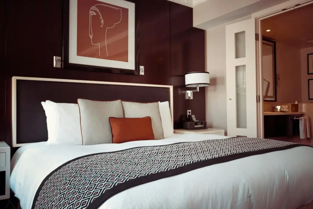 Hotel Transfers at Heathrow Airport: How to Start Your Trip in Style 1 hotel transfers at heathrow airport