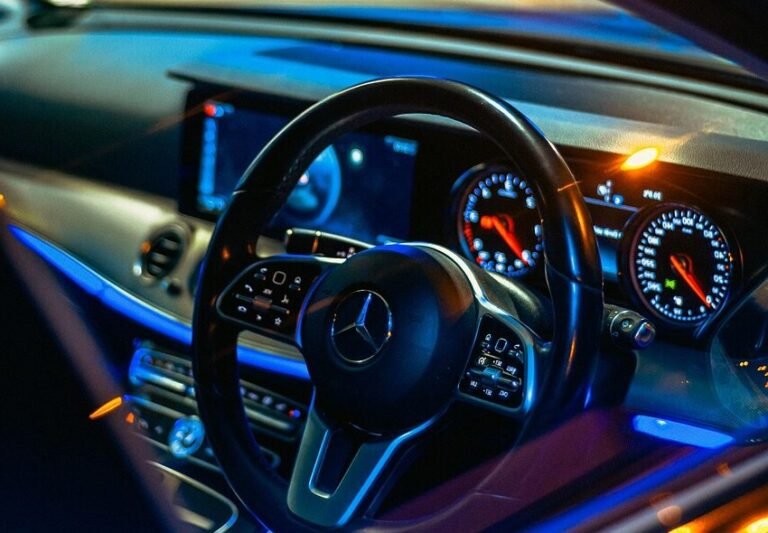 Transfers from London City Airport to Heathrow