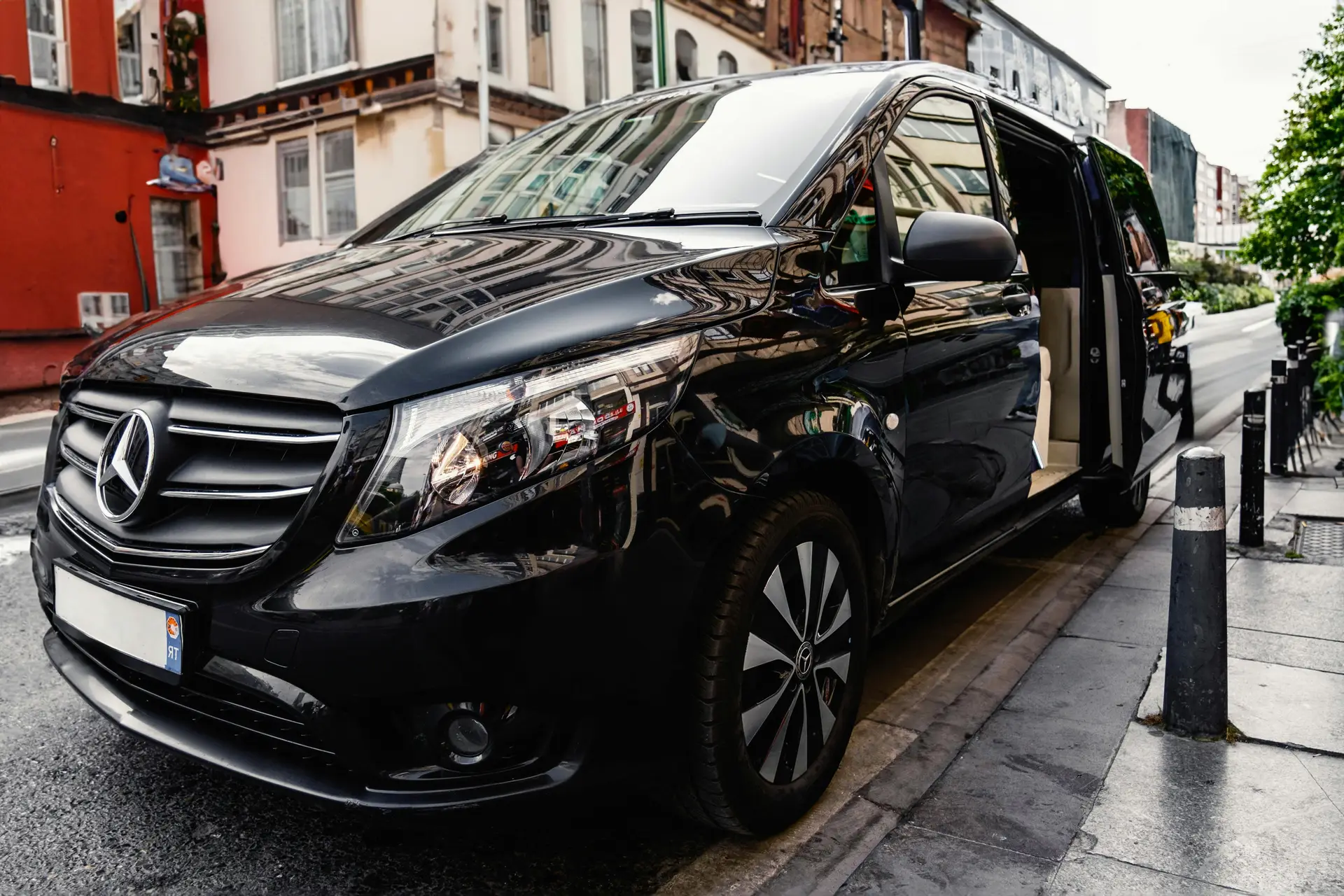 Heathrow Minibus Transfers
