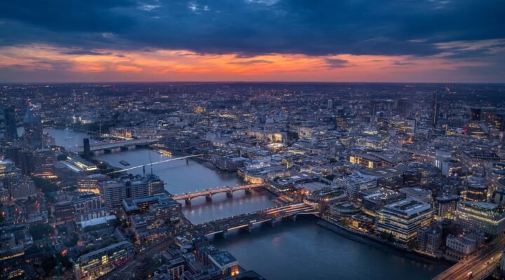 nearest airport to central London